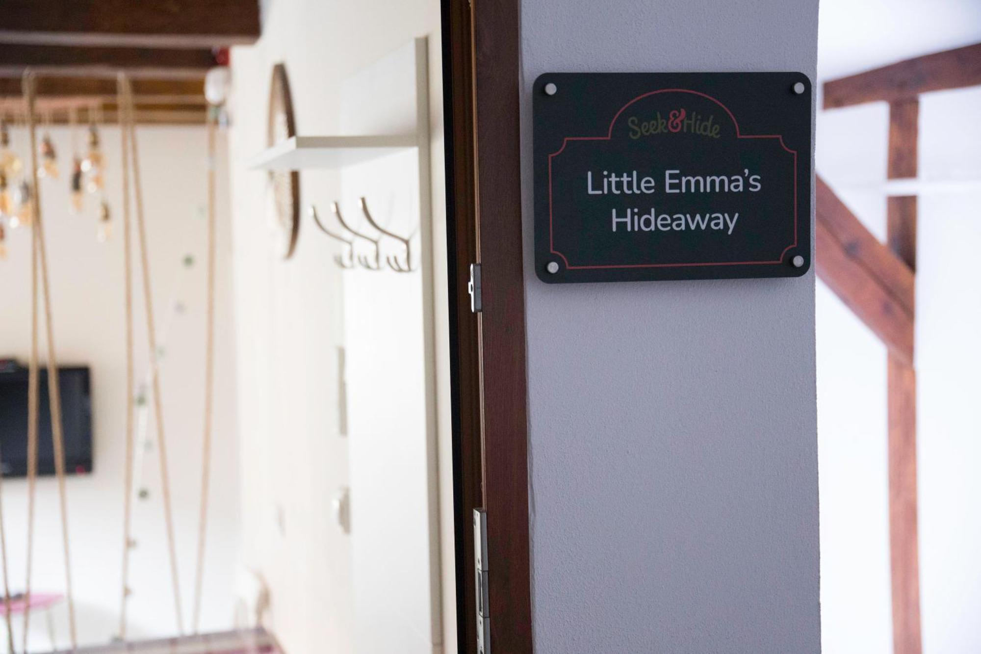 Seek And Hide - Little Emma'S Hideaway براشوف المظهر الخارجي الصورة